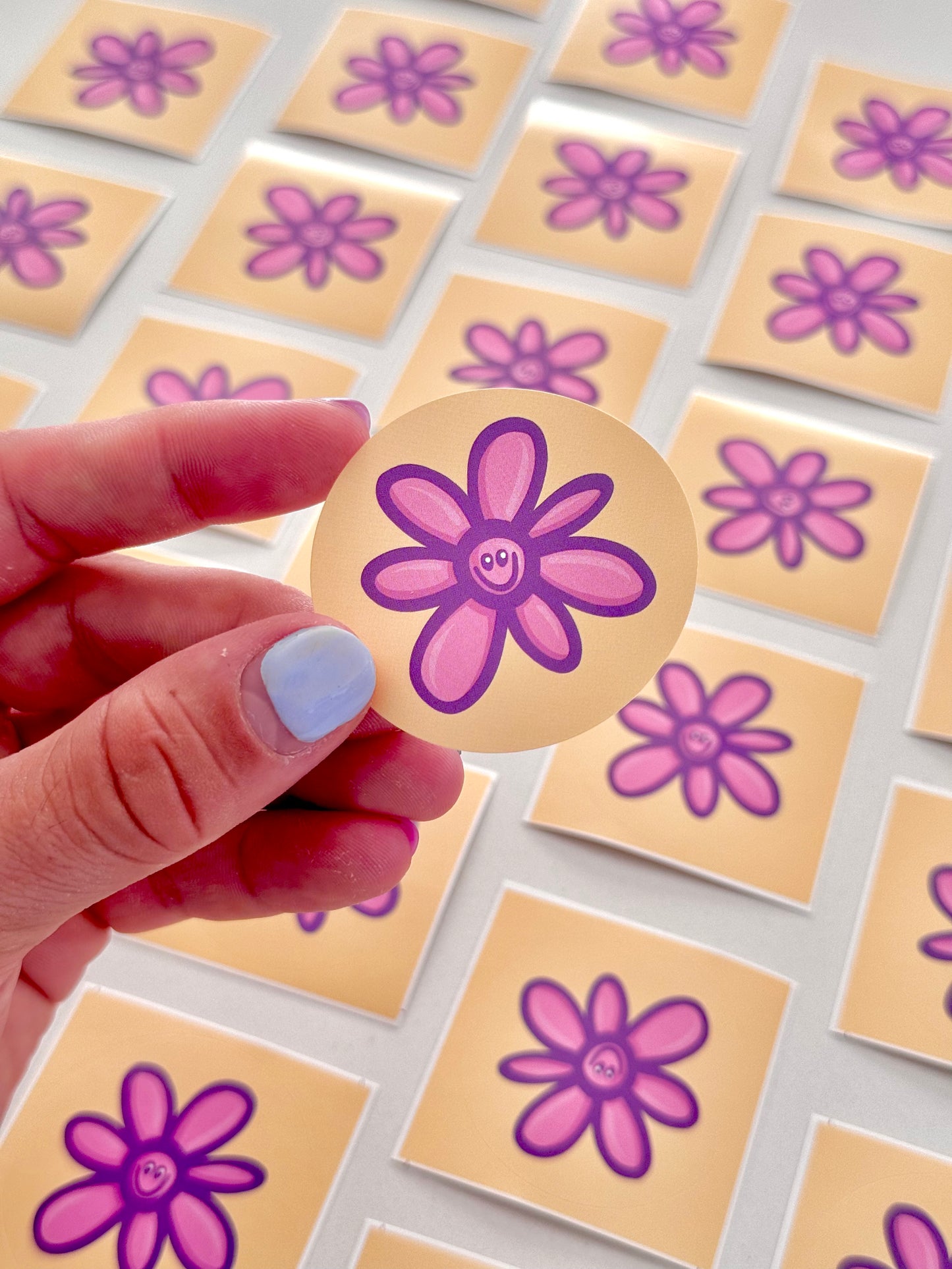 Sticker fleur violette