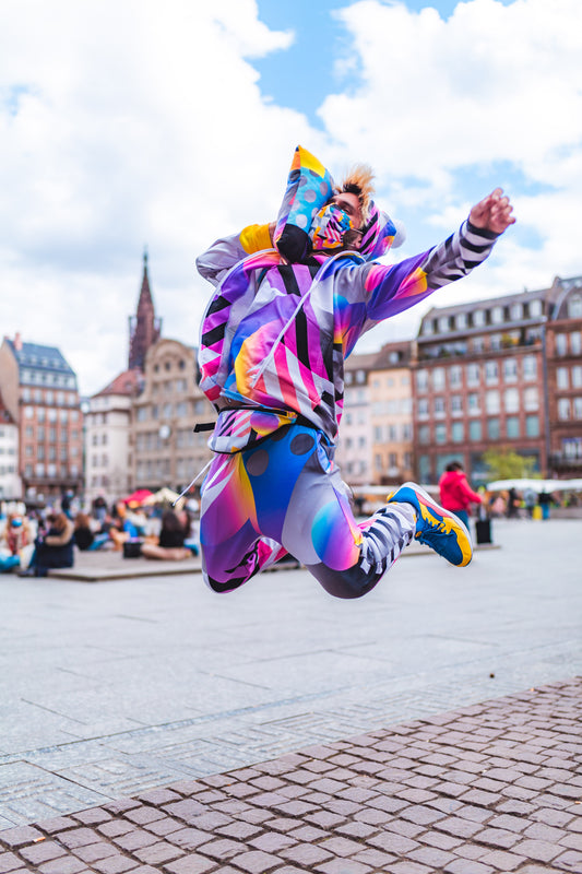 Boutique Art de Brunograffer - Habille-toi avec mes couleurs !
 
Afin d'éviter les frais de stockage et les pertes, chaque produits sont fabriqué sur commande. Le délais est assez long. Prévoir 3 à 4 semaines jusqu'à la réception de la commande.
• 95% polyester, 5% élasthanne• Maille jersey de qualité supérieure et de poids moyen• Matière extensible dans tous les sens• Coupe droite• Si vous commander aux États-Unis ou au Mexique, les composants proviennent des États-Unis• Si vous commander en UE, les composants proviennent de Lituanie