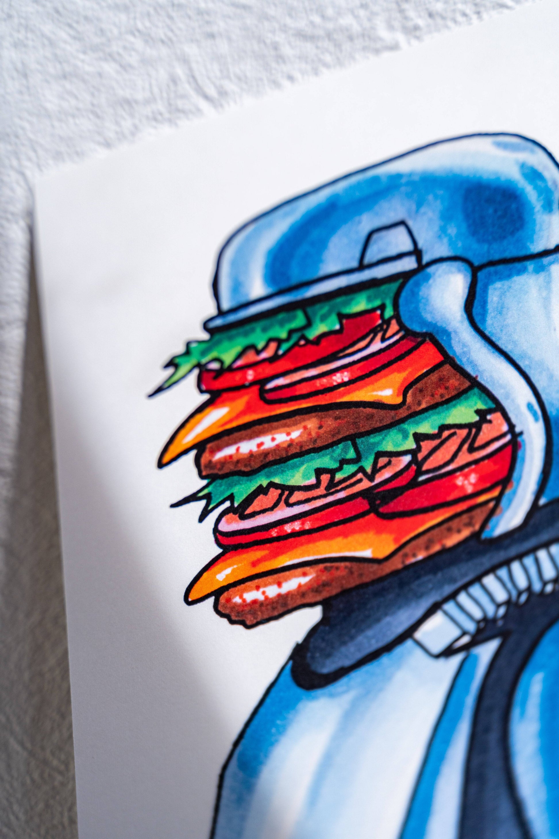 Stormwooper -Parodie d'un Stormtrooper de Star Wars (Stormwooper : Stormtrooper avec une tête en burger) Carte postale imprimée sur un papier 300g.-Brunograffer